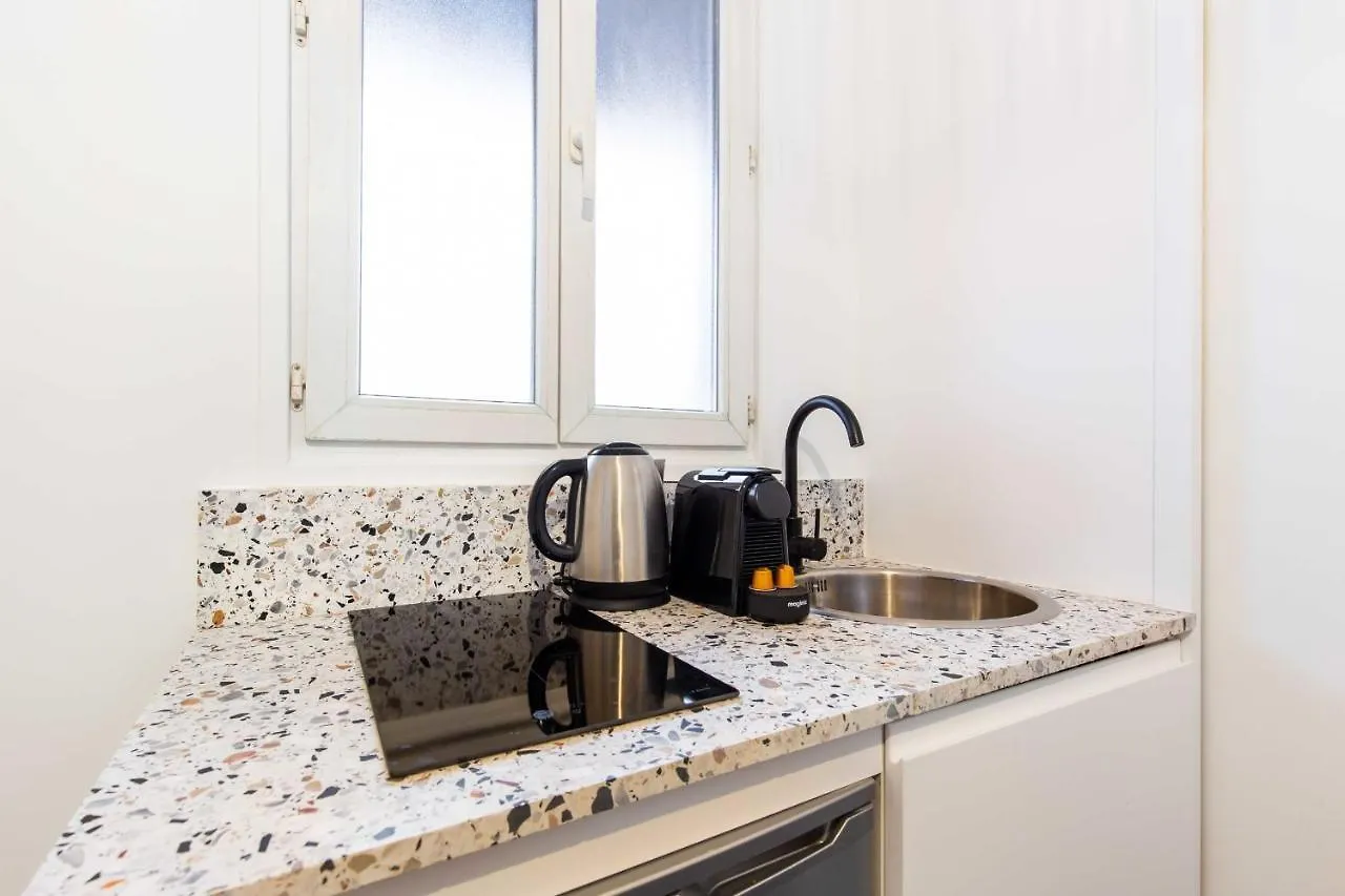 Апартаменты Cosy Studio 1Br4P - Tour Eiffel Champs De Mars 18 Париж